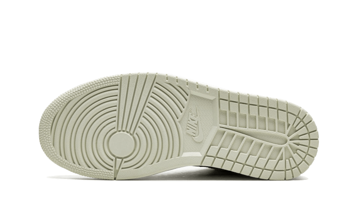 Air Jordan 1 Low Coconut Milk - DC0774-121-schoenen JHype