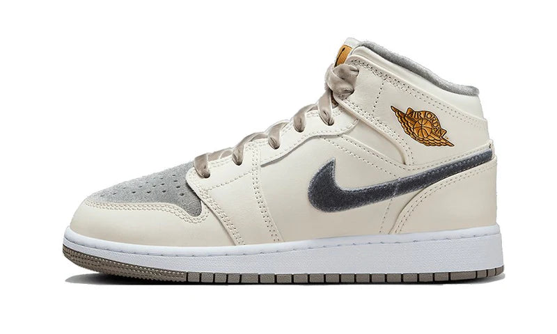 Air Jordan 1 Mid Velvet Toe -FB9899-100-JHypes