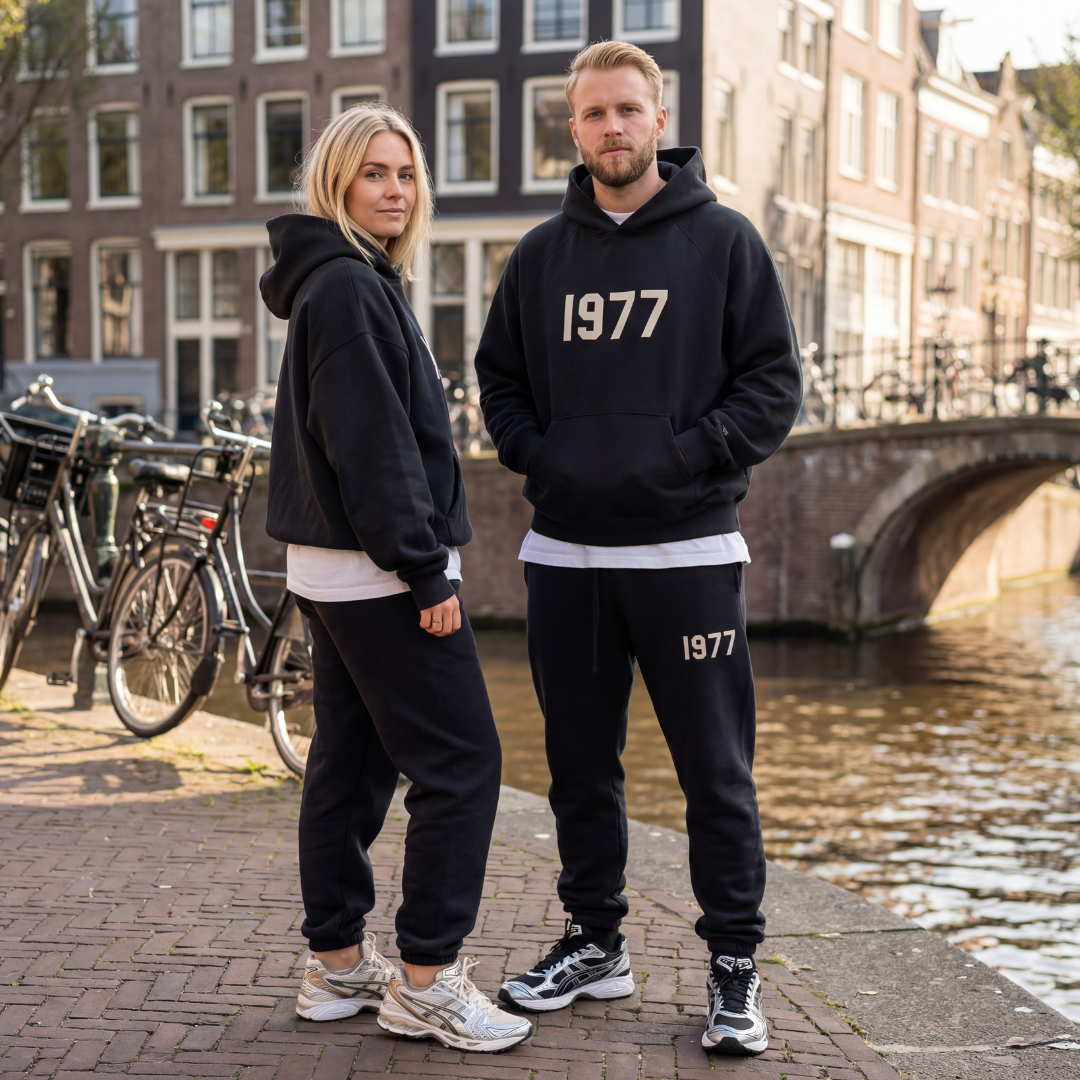 Fear of God Essentials 1977 Iron Black pak