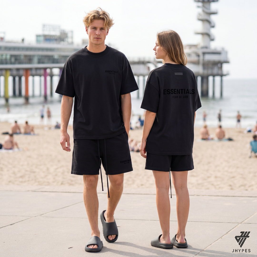 Fear of God Essentials Black Limo shirt en broek