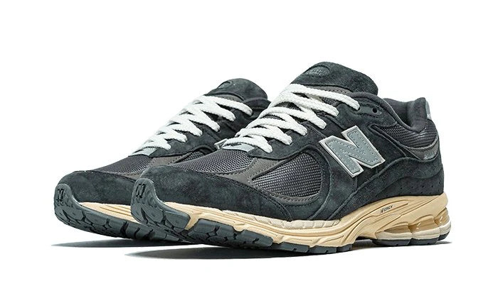 New Balance 2002R Black Dark Grey-M2002RHO-sneaker JHypes