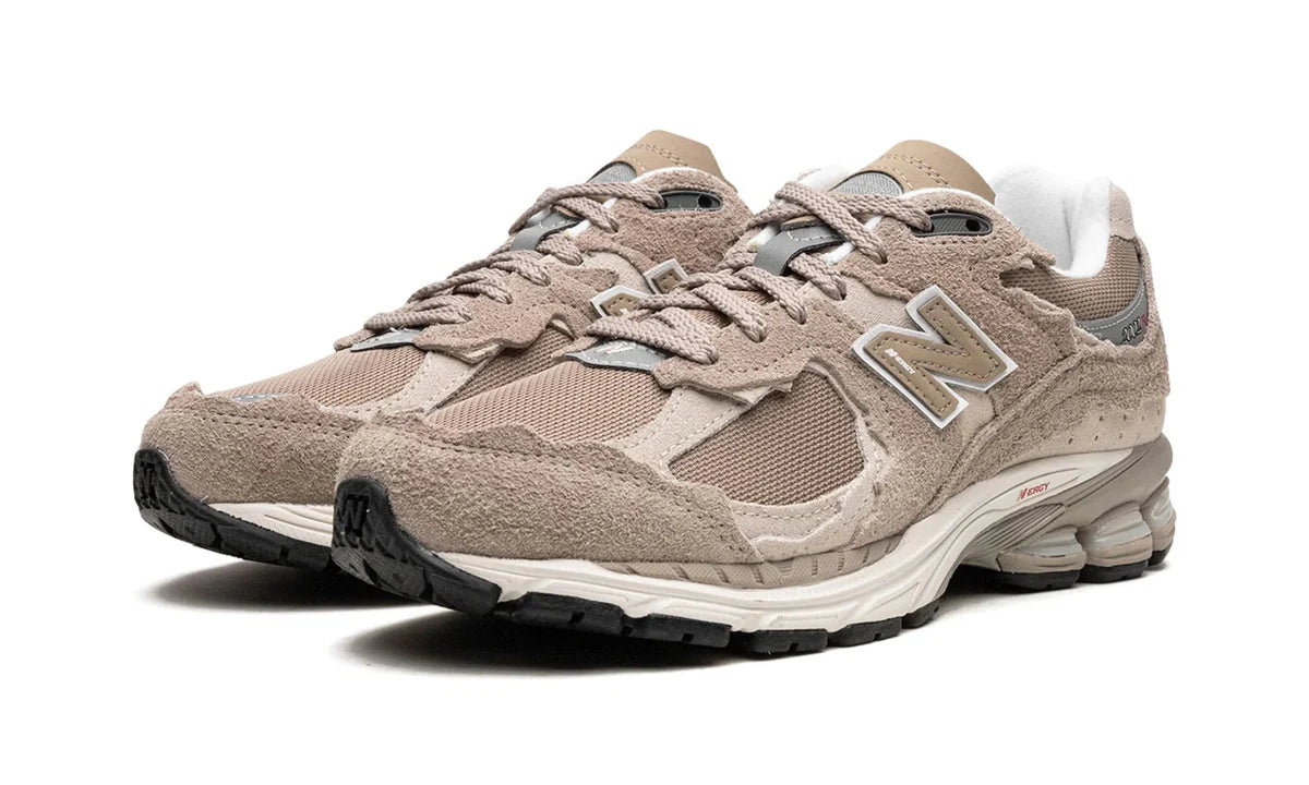 New Balance 2002R Protection Pack Beige-M2002RDL-sneaker JHypes