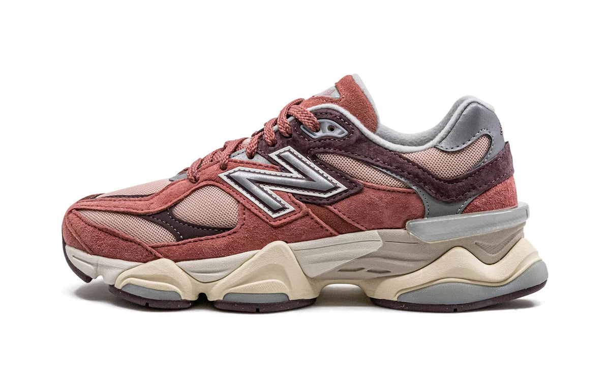 New Balance 9060 Sea Salt Cherry Blossom- U9060TRU-JHypes