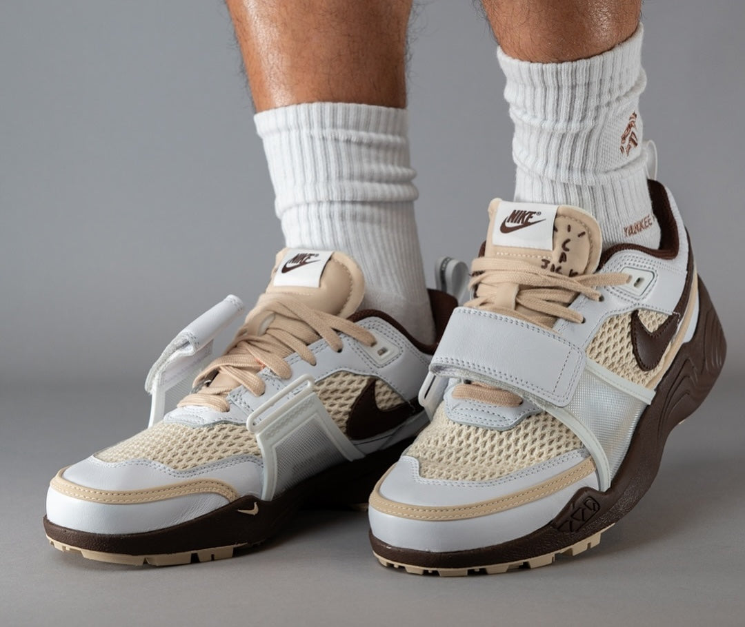 Nike Zoom Field Jaxx Travis Scott Light Chocolate