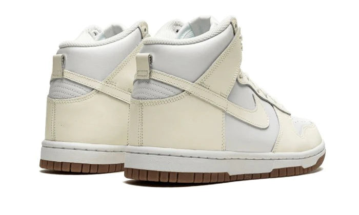 Nike Dunk High Sail Gum-DD1869-109-schoenen JHypes