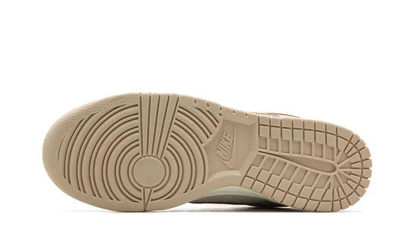 Nike Dunk Low Phantom Metallic Gold (W)-DX5930-001-schoenen JHypes