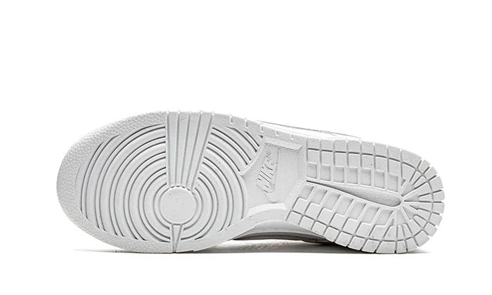 Nike Dunk Low Triple White (2021)-DD1503-109-schoenen JHypes