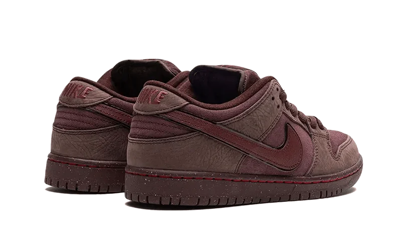 Nike SB Dunk Low City Of Love Burgundy Crush-FN0619-600-sneaker JHypes