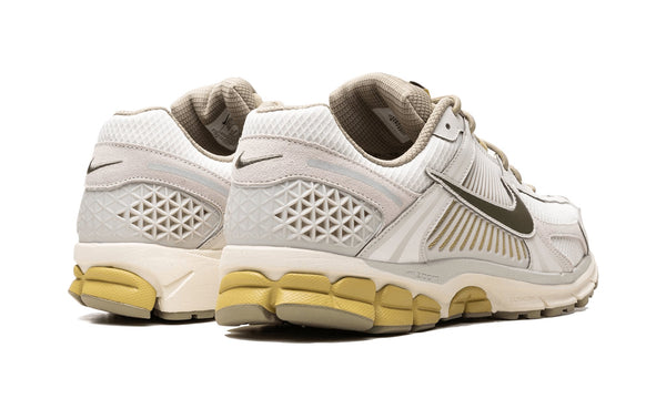Nike Zoom Vomero 5 Light Bone Medium Olive-FV0397-001-seakers JHypes