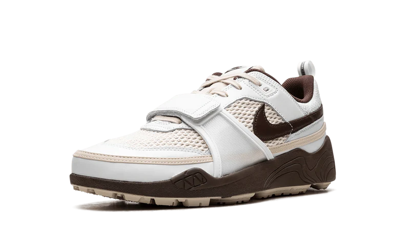 Travis Scott Nike Field Jaxx White Brown