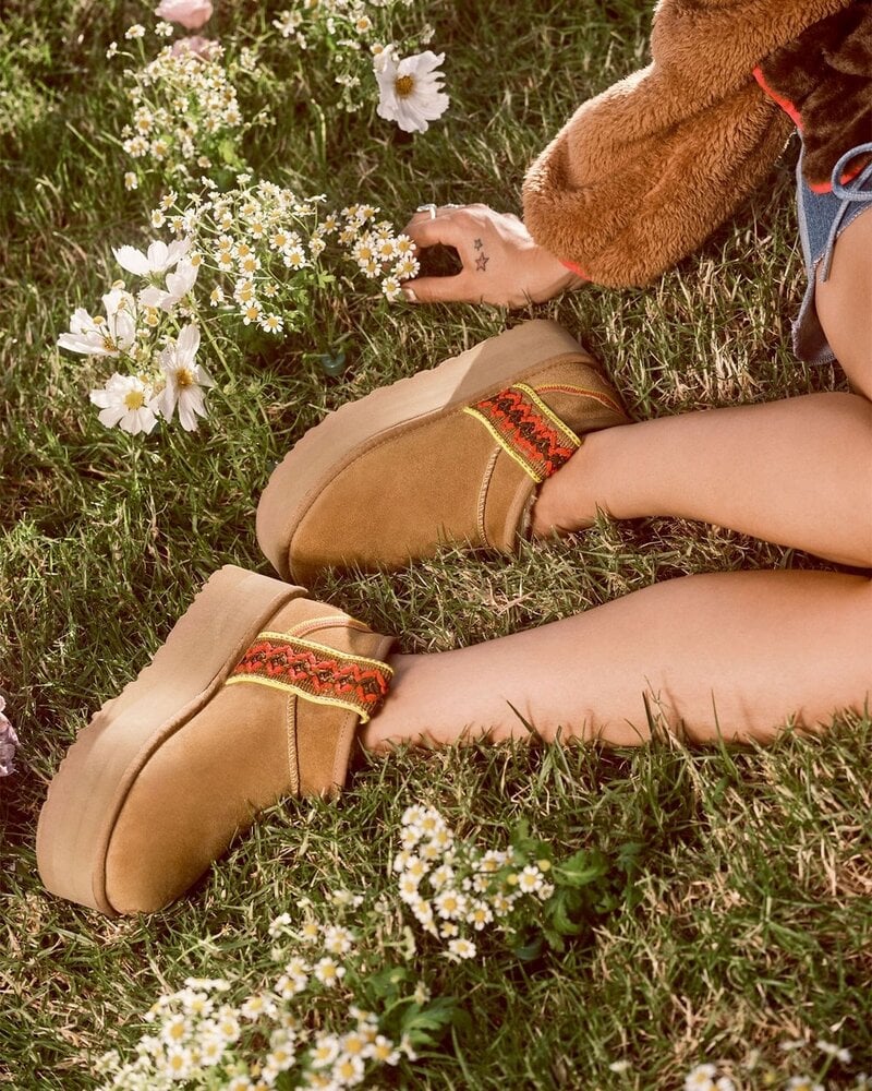 UGG Classic Ultra Mini Braid Boot Chestnut-1138491-CHE-sneaker JHypes