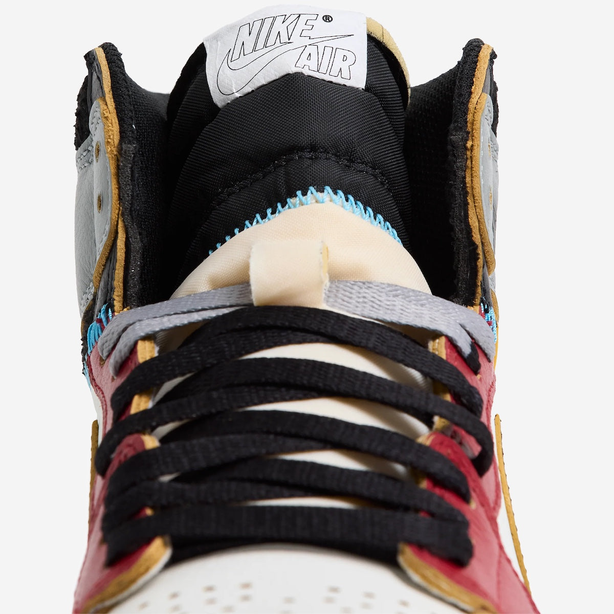 Union-Air-Jordan-1-Im-Back-HV8563-600Sneakers