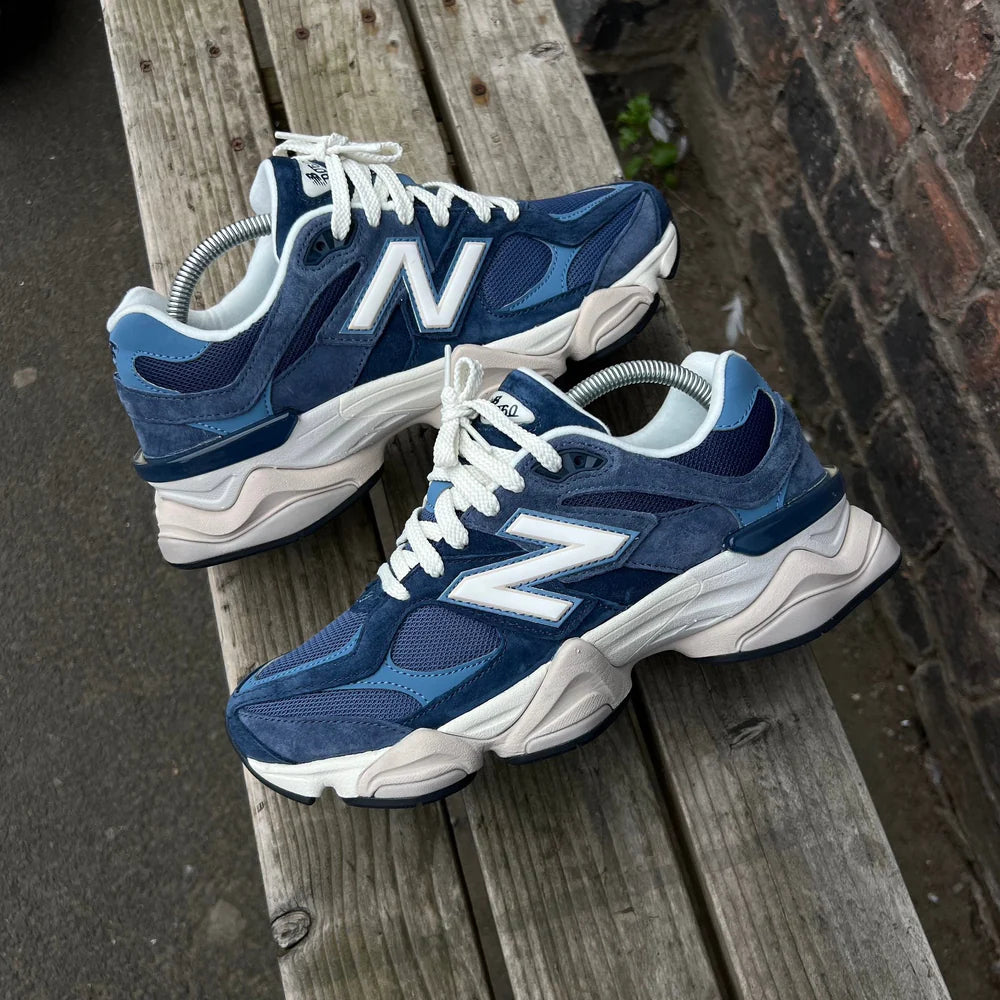 New Balance 9060 donkerblauw