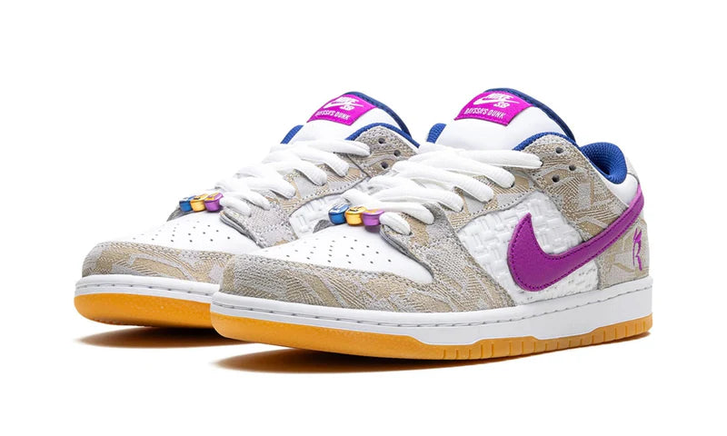 Nike SB Dunk "Rayssa Leal"