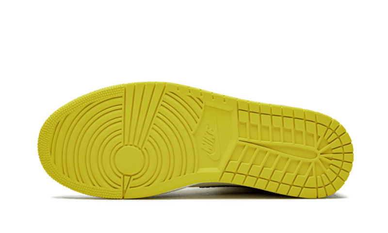 Air Jordan 1 Mid Fearless Maison Château Rouge-CU2803-200-schoenen JHype
