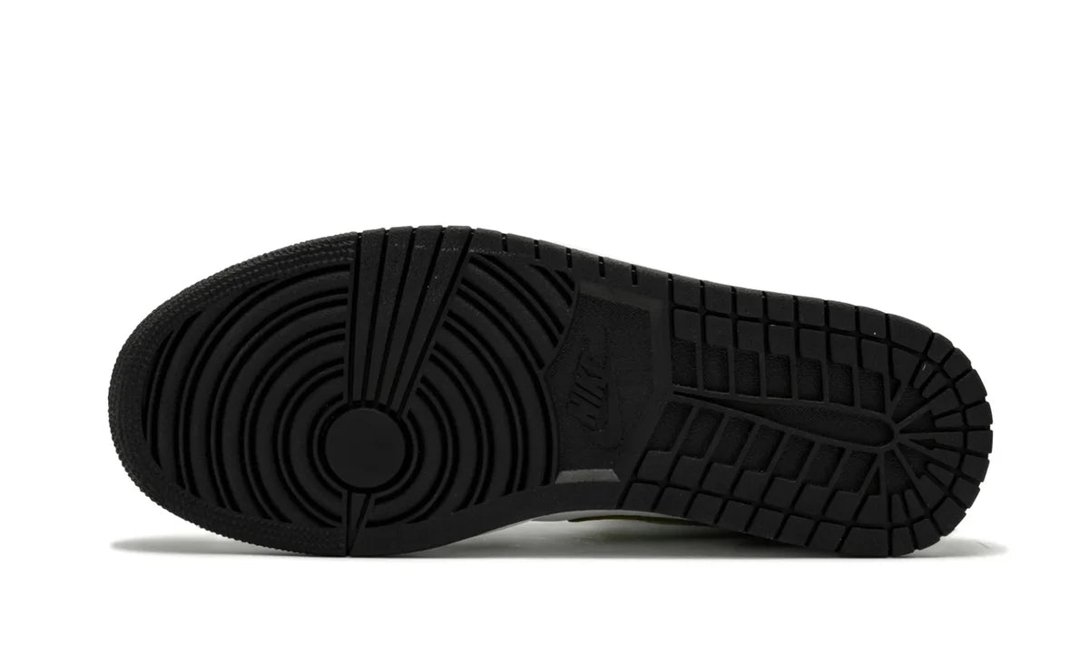 Air Jordan 1 Mid Patent Black White Gold -852542-007-schoenen JHypes