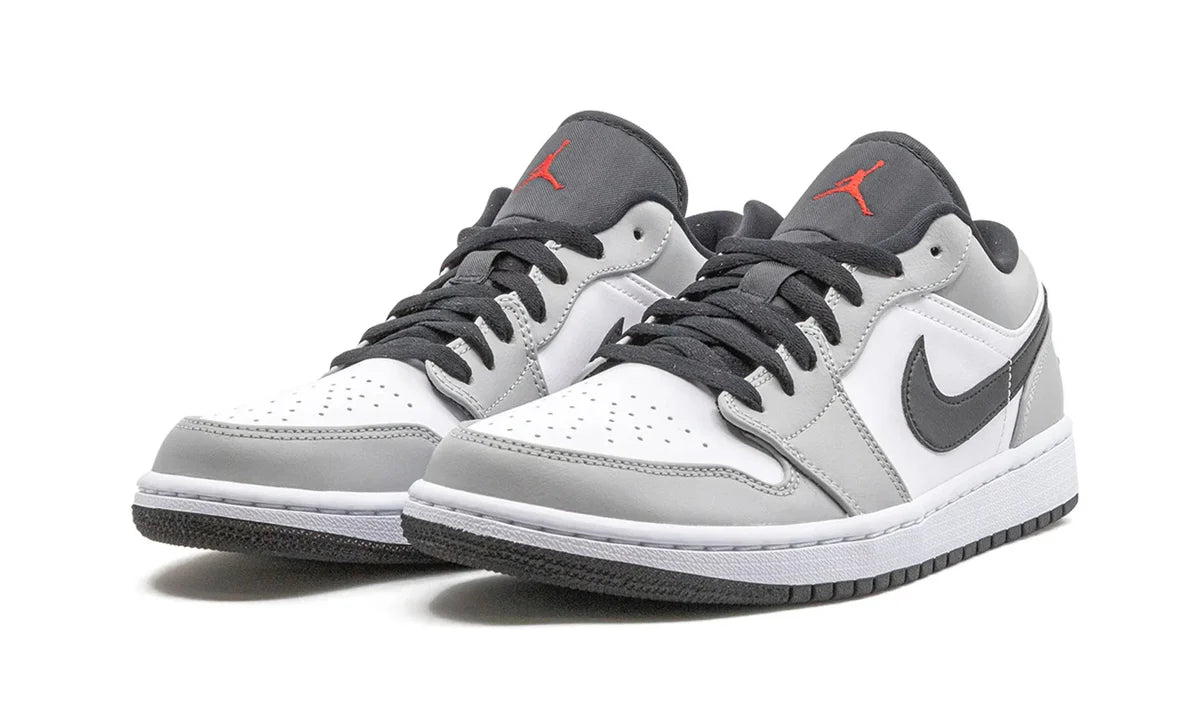 Jordan 1 Low Light Smoke Grey-553558-030-sneaker JHypes