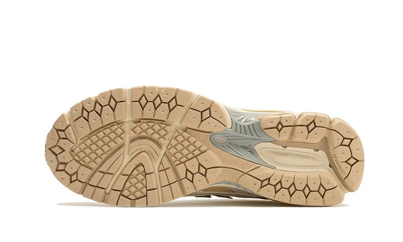 New Balance 1906U Lunar New Year Cream-M1906NLY-schoenen JHypes

