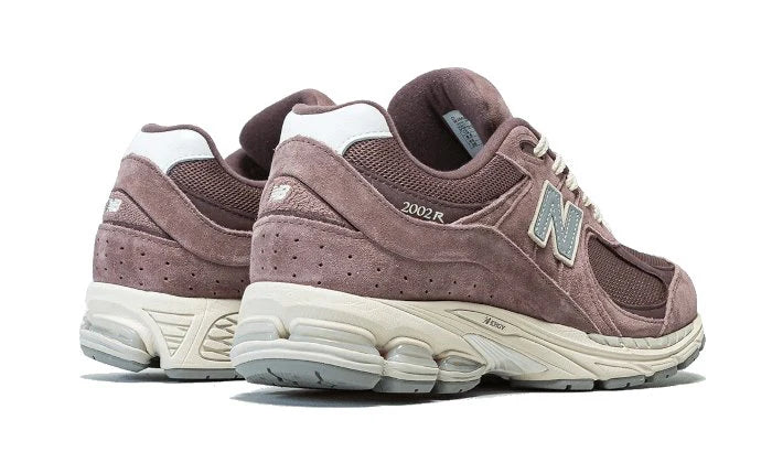New Balance 2002R Suede Pack Black Fig-M2002RHD-sneakers JHypes 