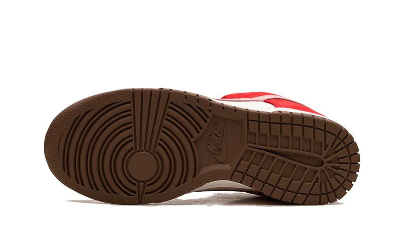 Nike Dunk Low Premium Bacon-FB7910-600-sneaker JHypes
