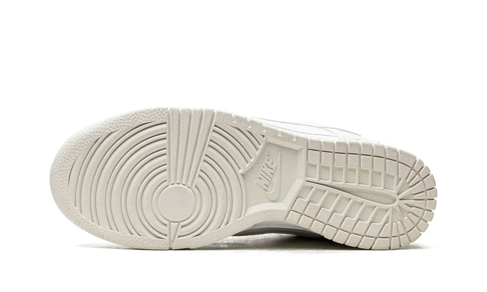 Nike Dunk Low Yellow Heart (W)-FD0803-100-schoenen JHypes     