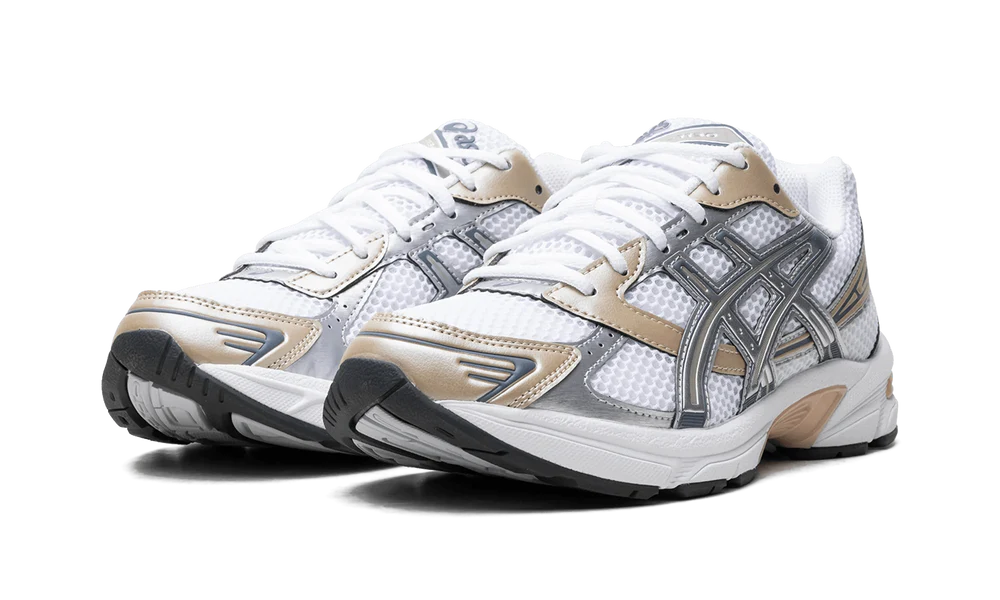 De ASICS Gel-1130 White Wood Crepe Bruin