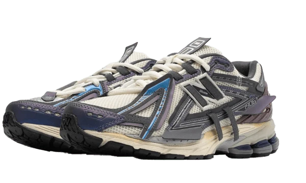 new-balance-1906a-inkwell-sea-salt-sneakers